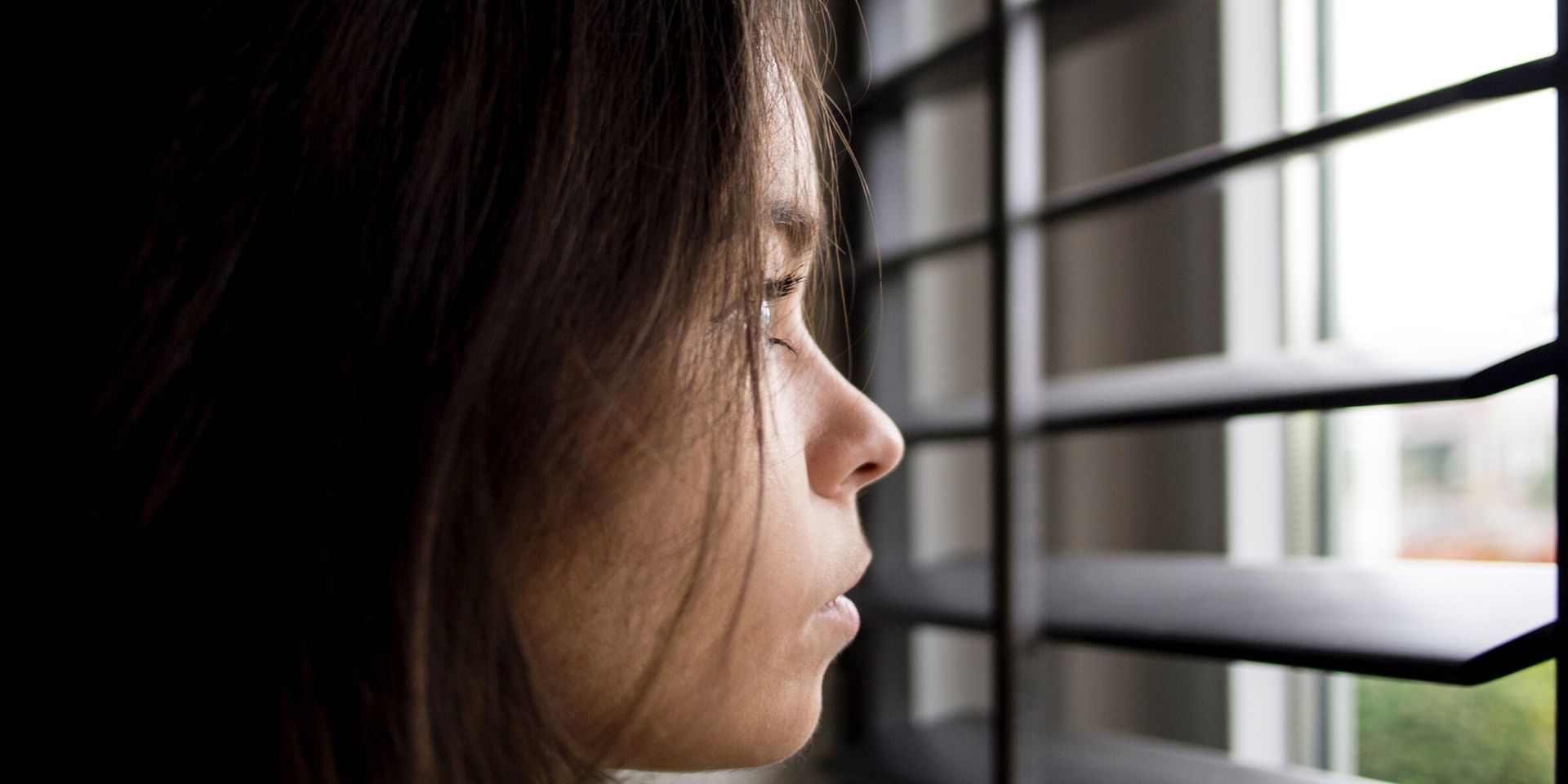 girl-looking-out
