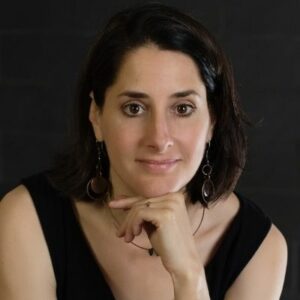 Head shot of Mary Helen Immordino